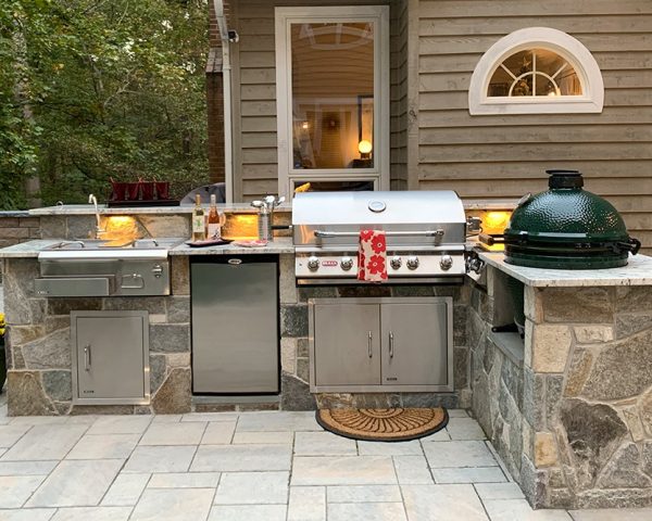 Outdoor Kitchens