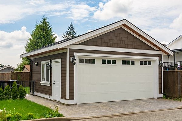 Accessory Structures & Garage